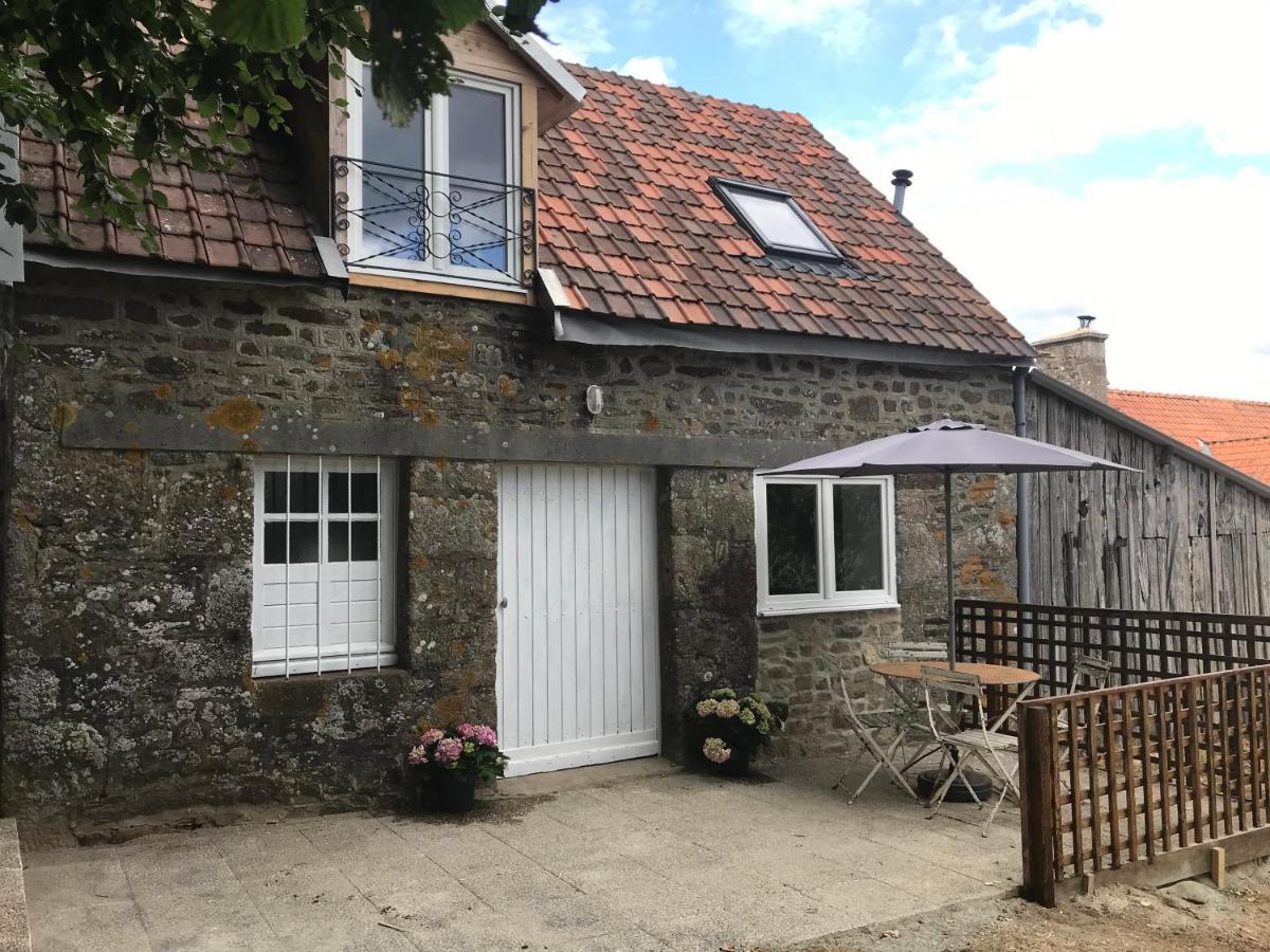 Ferme De Noyes Cottage Sourdeval Kültér fotó
